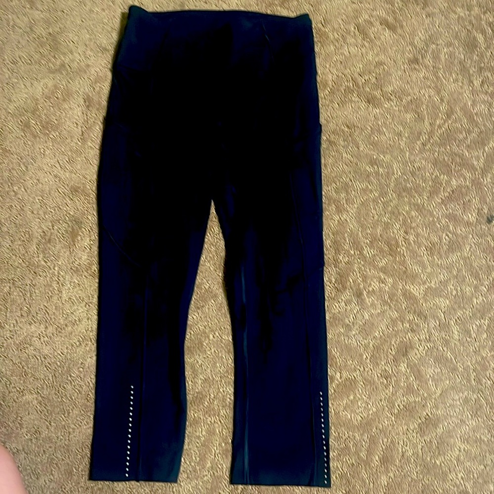 Lululemon high rise crop